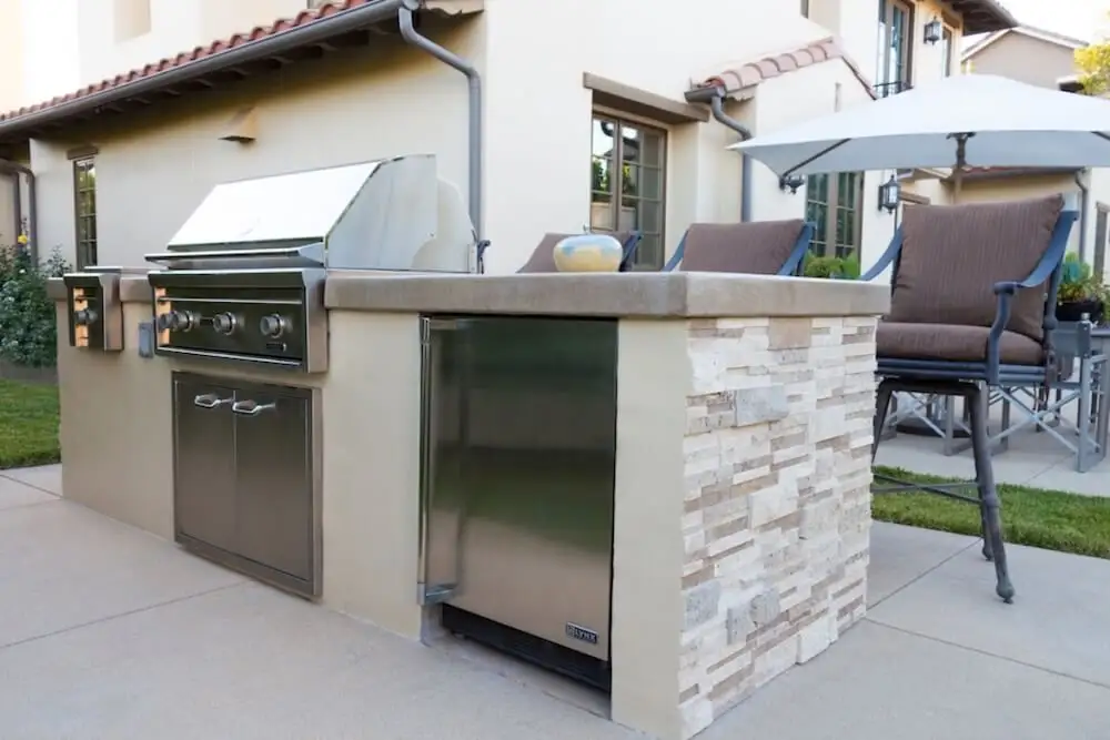 outdoor kitchen prefab